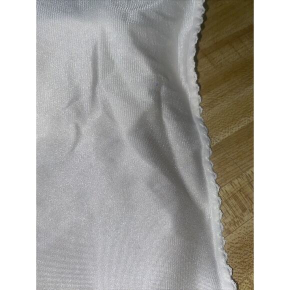 Vintage 70s 80s Vassarette White Nylon 24” Long Half Slip Size Medium USA Made - Picture 6 of 6
